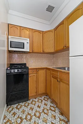 Rented by REAL New York | media 5
