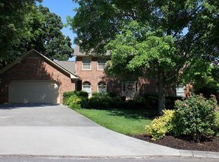 1209 Osprey Ln, Knoxville, TN 37922