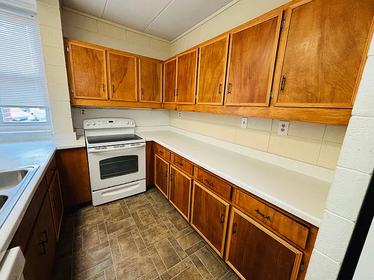 904 Brightwood Manor Dr #4 — Photo 13