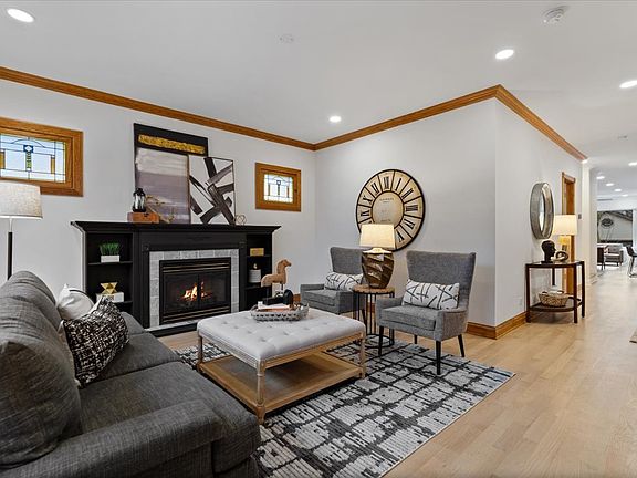 5th image of 4546 N Knox Ave