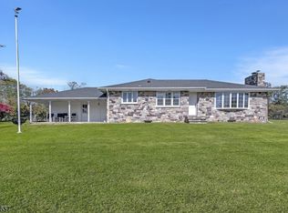 26 Bonetown Rd, Flemington, NJ 08822