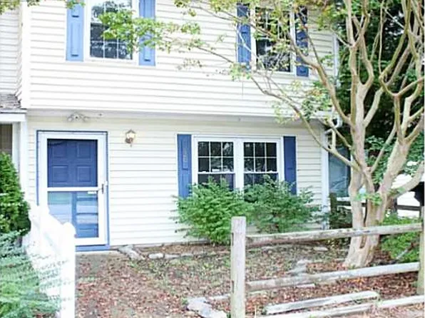 120 Greendale Rd, Virginia Beach, VA 23452
