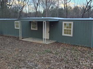 3148 Jones Wade Rd, Hudson, NC 28638