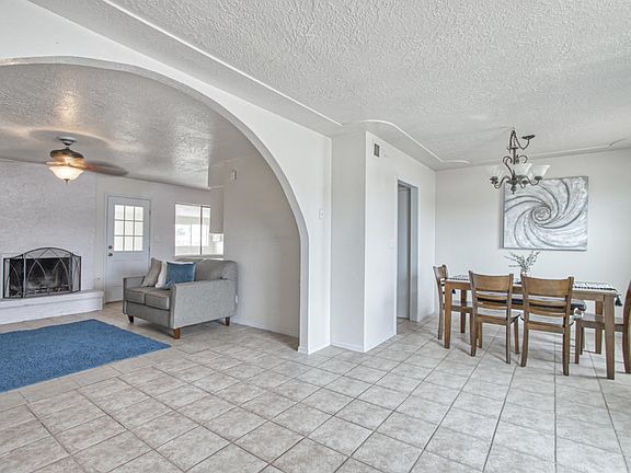 4th image of 5012 Sagittarius Ave
