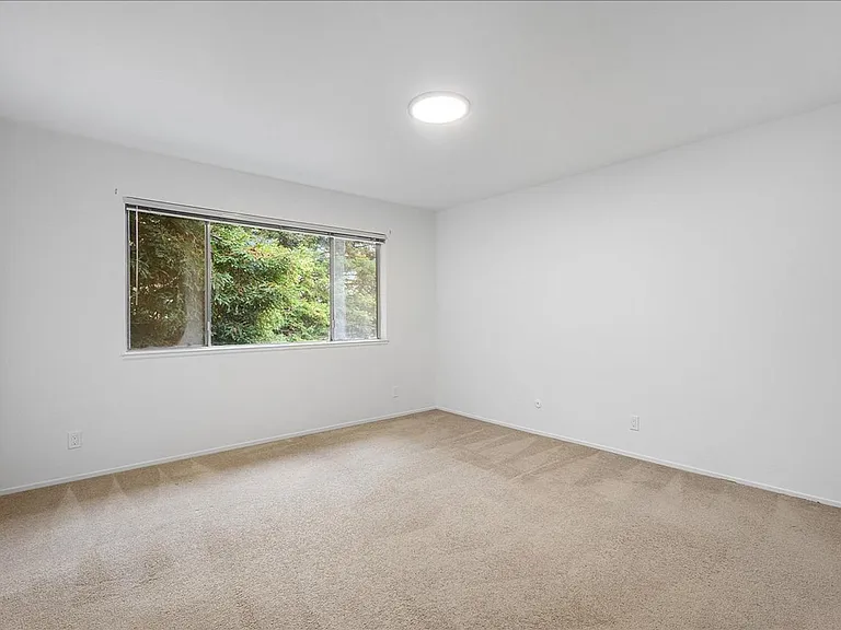 3225 Briggs Ave #F - 2 bedroom / 2 bathroom — Photo 12