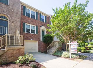 8455 Millwood Pl, Springfield, VA 22152