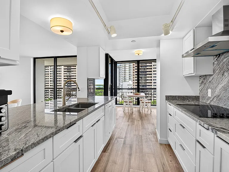 4000 N Ocean Dr #703 — Photo 6