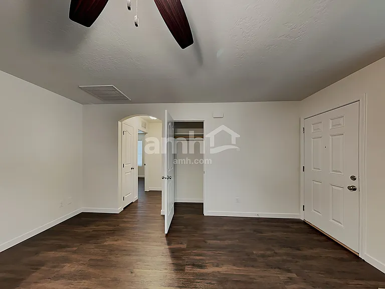 9963 W Rustica St — Photo 6