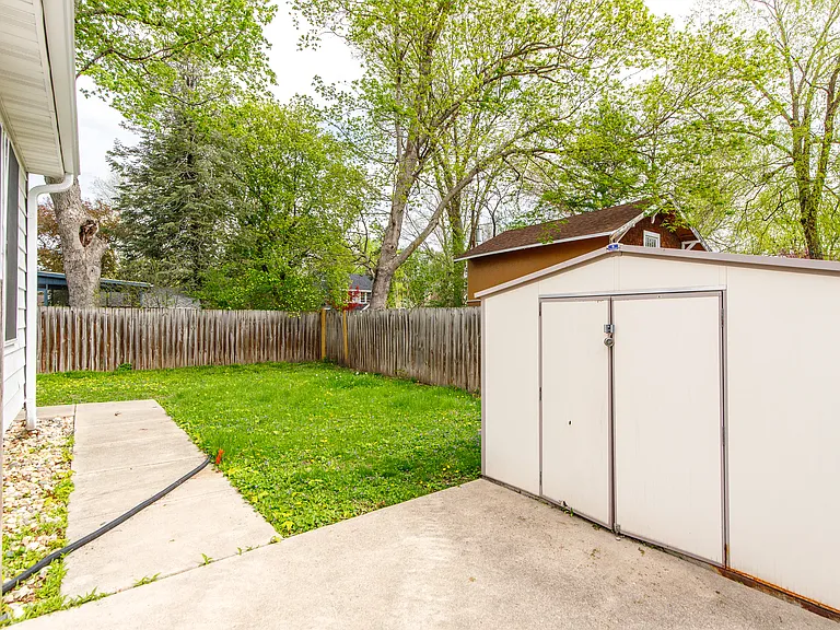 Shed