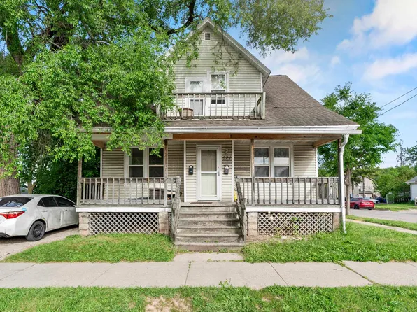 521 12th Ave, Green Bay, WI 54303