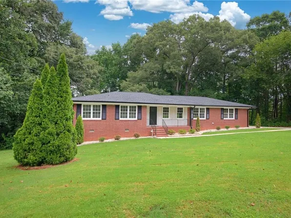 1502 Kings Rd, Marietta, GA 30062