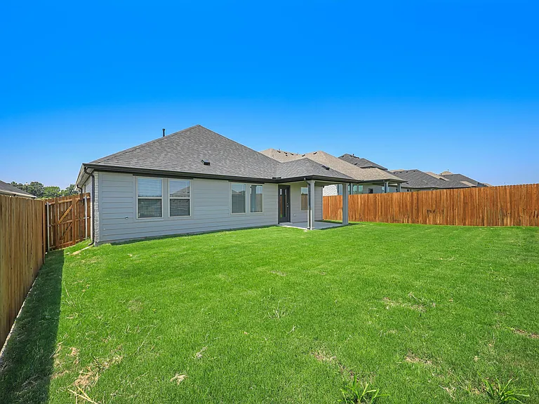 1136 Del Rio Dr — Photo 30
