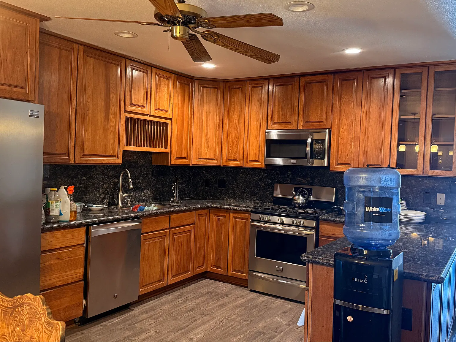 3 bed, 1661 sqft, $2,427 — Photo 3