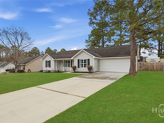 4th image of 10 Michelle Court