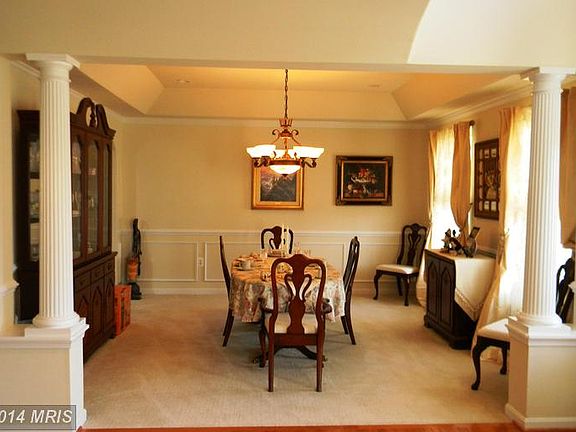5th image of 27757 Yanak Ct