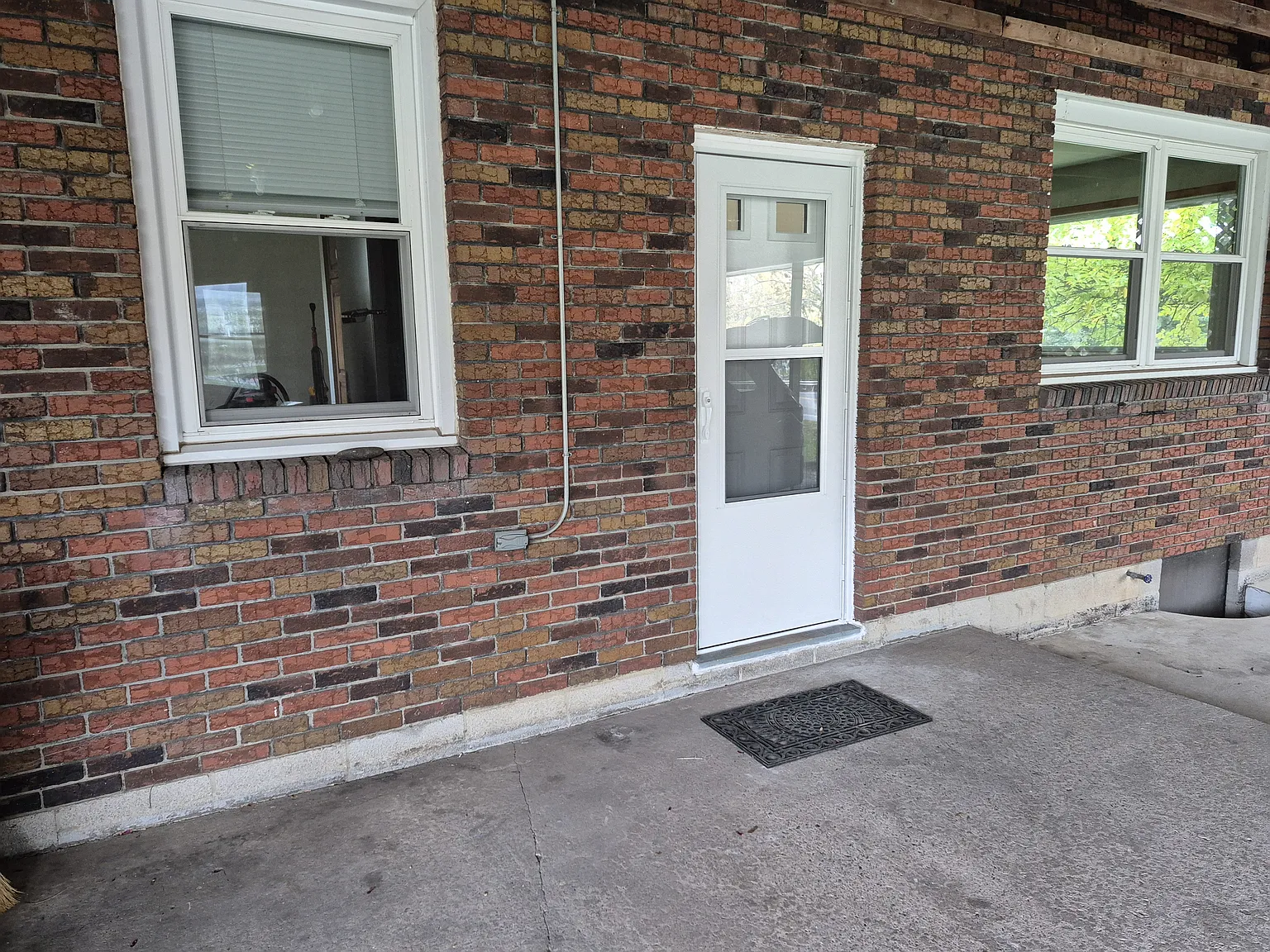 2 bed, 1.5 bath, 1200 sqft, $1,850 — Photo 3