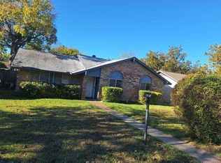 3801 Lancelot Pl, Garland, TX 75043