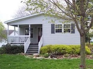 148 Linden Ave N, Gnadenhutten, OH