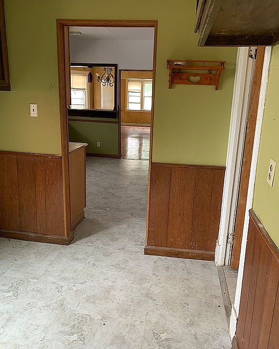 1st image of 455 Plymouth Ave