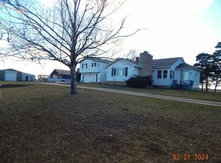 1835 W Gilford Rd, Caro, MI 48723