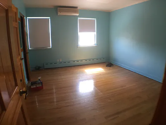 Rented by BuySell Real Estate Inc | media 14