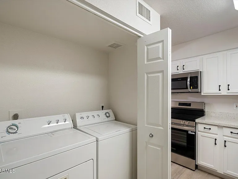 8787 E Mountain View Rd #1106 — Photo 16