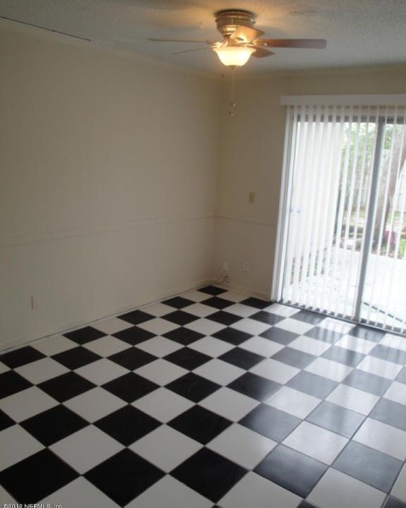 2nd image of 11414 Bedford Oaks Dr