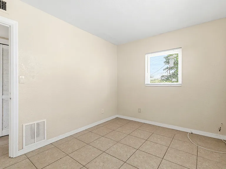 1799 Russell St S #3 — Photo 20