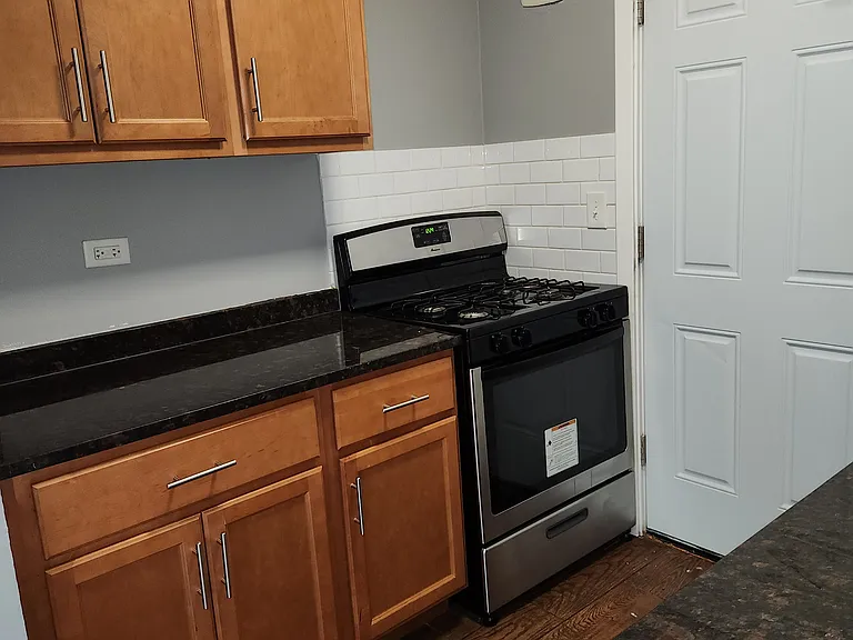 1706 Saint Charles Rd #2C — Photo 5