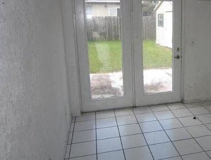 4th image of 1026 Gwyn Cir