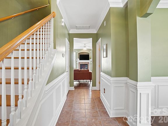 4th image of 3215 Penny Earley Ln