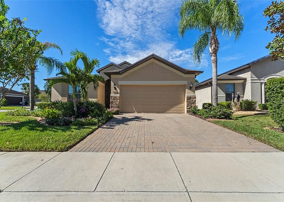 1st image of 317 ALICANTE COURT