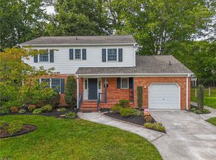 835 Isham Pl, Newport News, VA 23608