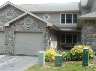 628 Oakwood Ave APT B, State College, PA 16803