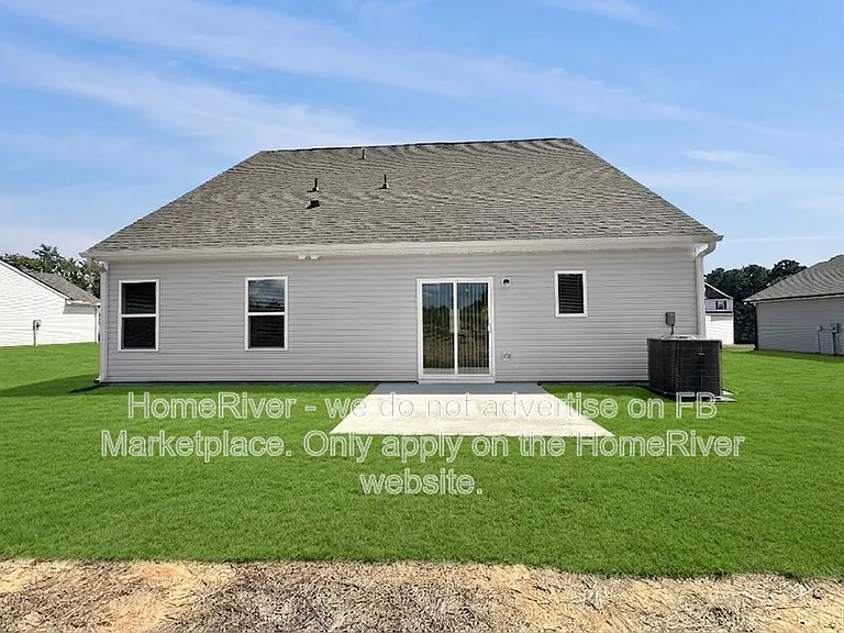 394 Chedworth Dr — Photo 24
