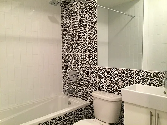 Rented by Evergreen Apartments BK | media 35