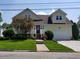 1314 Stanton St, Sharon, PA 16146