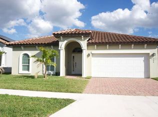 388 Villa Sorrento Cir, Haines City, FL 33844