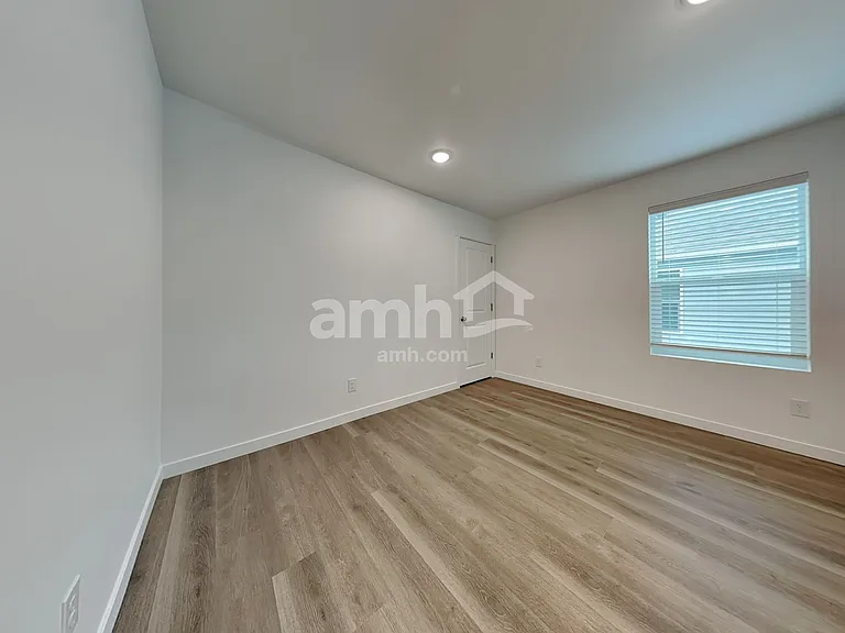10068 Atchinson Ct — Photo 11