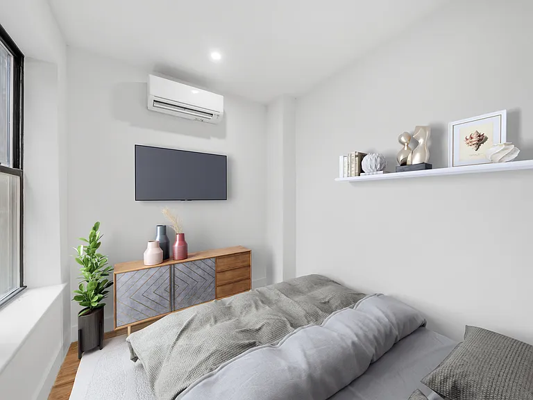 312 Manhattan Ave #5C — Photo 8