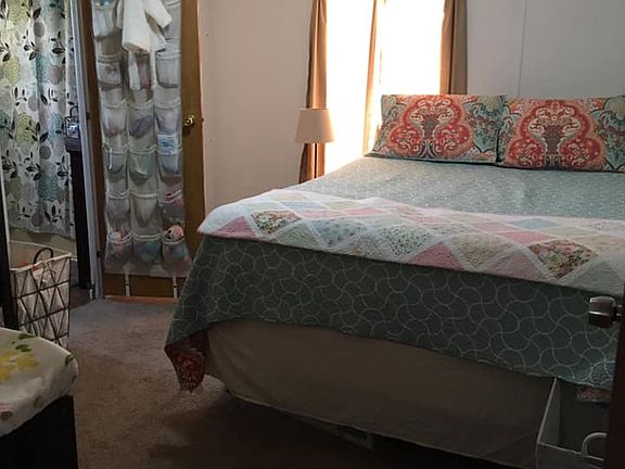 4th image of 22 Oakwood Dr
