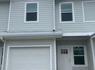 178 Date Palm Ln, Freeport, FL 32439