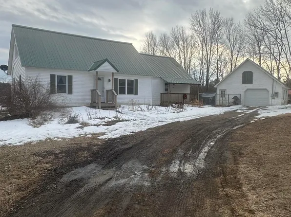 889 Mullen Road, Stetson, ME 04488