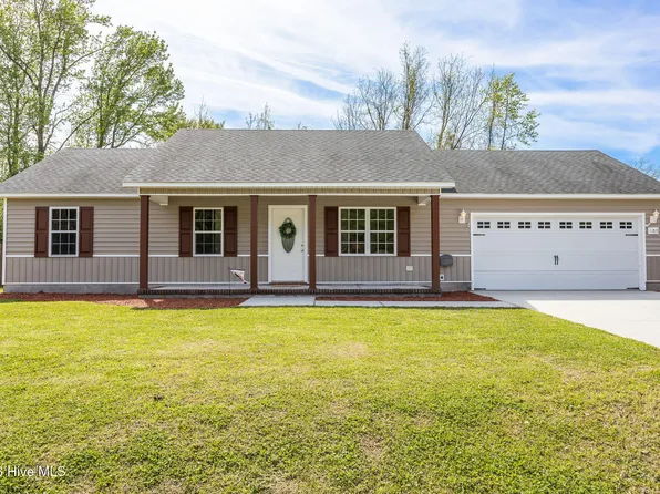 100 Woodbury Farm Drive, Jacksonville, NC 28540
