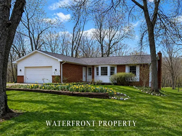 7544 Thornapple River Dr SE, Caledonia, MI 49316