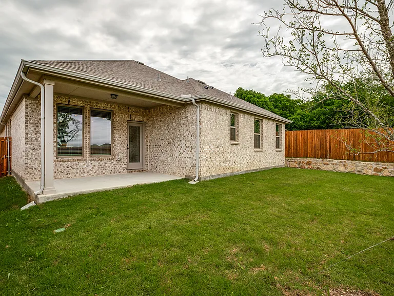 4303 Crossvine Ln — Photo 15
