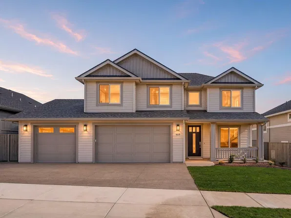 469 Autumn Hills Dr, Medford, OR 97504