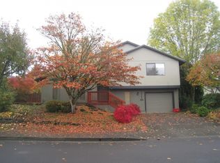 18290 Ewen Dr, Beaverton, OR 97003