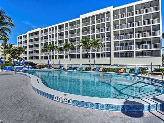 3rd image of 140 Estero Blvd #2510