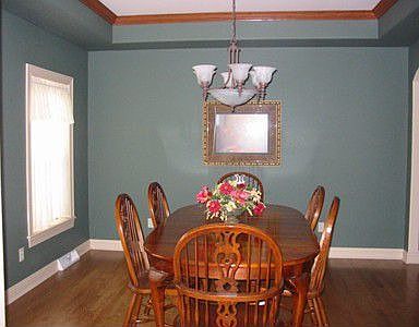 Dining room has HWFs